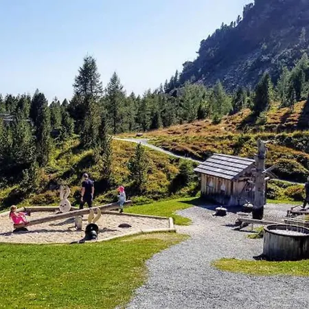 Luxescape-chalet Almzeit-wandern-traumaussicht-sauna-naturschutzgebiet Turracher Höhe
